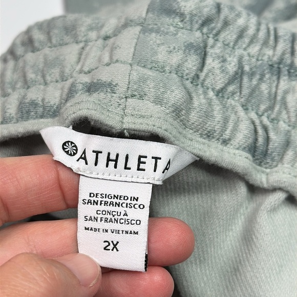 Athleta Farallon Jogger Pants Size 2X - Picture 9 of 11